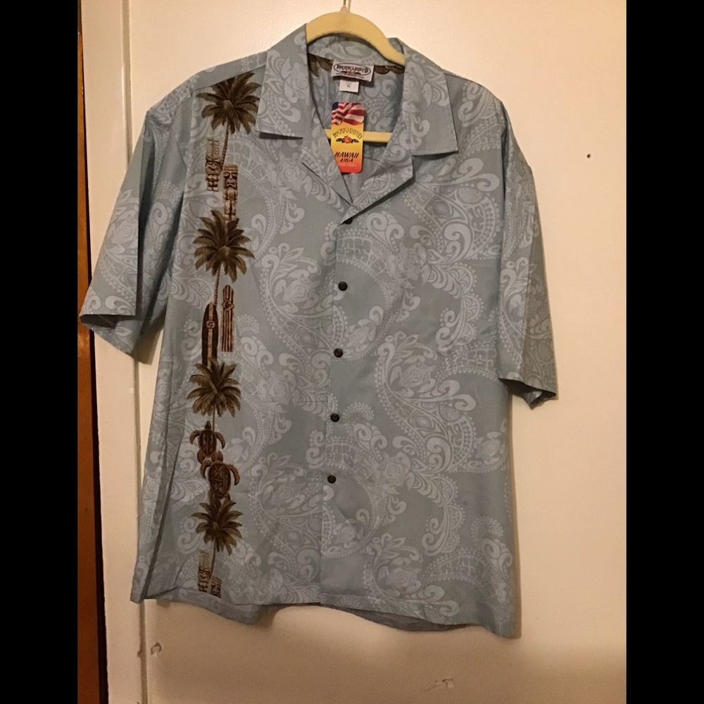 Hawaiian shirt NWT